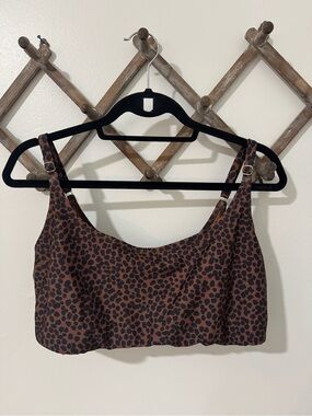 Old Navy Leopard Print Bathing Suit Top in Brown and Black